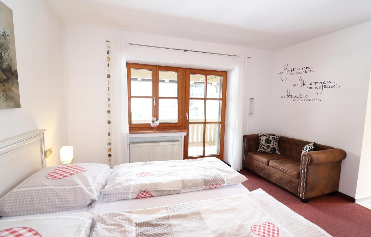 Apartmán Haus Dippel Am Kurpark Inklusive Chiemgaukarte Ruhpolding Exteriér fotografie
